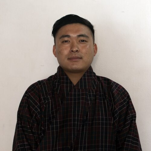 staffImage-1751272656715