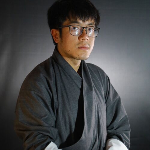 staffImage-1753077339867