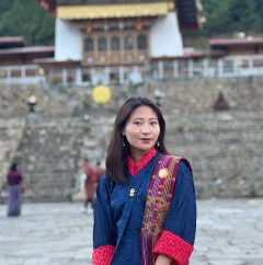 staffImage-1753264781428